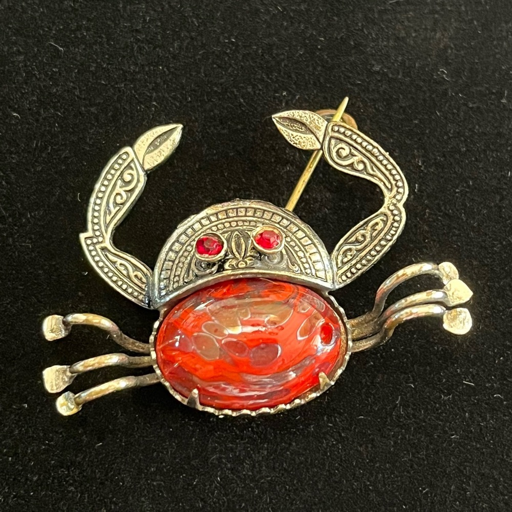 Antique Silver Toned Red Accent Crab 🦀 Brooch crafted in Spain 🇪🇸
